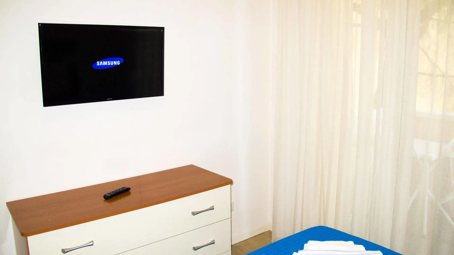 Family Residence Nuova Orchidea ريتشيوني 0*,  إيطاليا